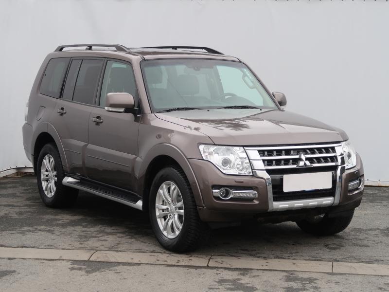 Mitsubishi Pajero  3.2 DI-D