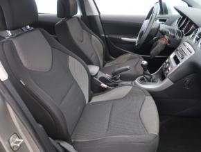 Peugeot 308  1.6 VTi 