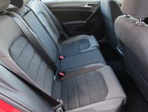 Volkswagen Golf  1.6 TDI 