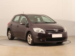 Toyota Auris  1.6 Valvematic 