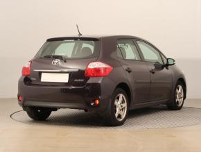 Toyota Auris  1.6 Valvematic 