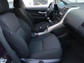 Toyota Auris  1.6 Valvematic 