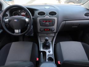 Ford Focus  1.6 16V 