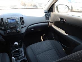 Hyundai i30  1.6 CRDi 