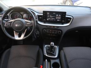 Kia Ceed  1.5 T-GDI Spin 