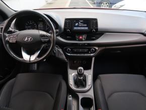 Hyundai i30  1.4 T-GDI 