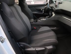 Peugeot 3008  1.2 PureTech Active 