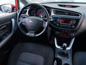 Kia Ceed  1.6 GDI Exclusive 