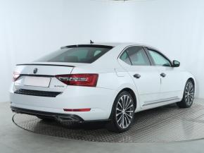 Škoda Superb  2.0 TDI Laurin&Klement 