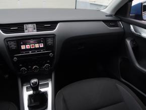 Škoda Octavia  1.6 TDI Ambition Plus 