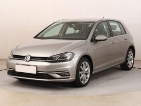 Volkswagen Golf  1.0 TSI 