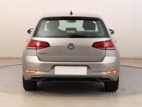 Volkswagen Golf  1.0 TSI 