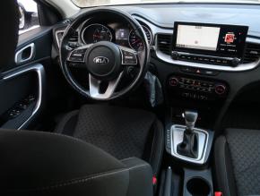 Kia Ceed  1.6 CRDi Exclusive 