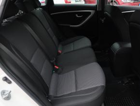 Hyundai i30  1.6 MPI 