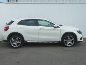 Mercedes-Benz GLA  GLA 200d 4MATIC AMG Line 