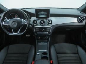 Mercedes-Benz GLA  GLA 200d 4MATIC AMG Line 