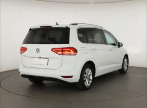 Volkswagen Touran  1.5 TSI 