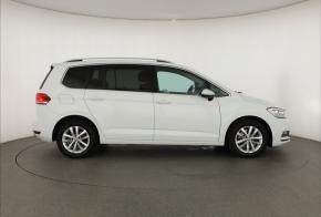 Volkswagen Touran  1.5 TSI 