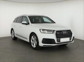 Audi Q7  3.0 TDI 