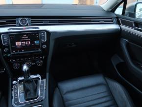 Volkswagen Passat  2.0 BiTDI Alltrack 