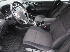 Nissan Qashqai  1.2 DIG-T 