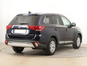 Mitsubishi Outlander  2.0 