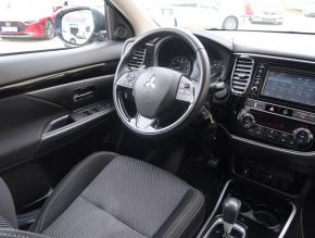 Mitsubishi Outlander  2.0 