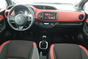 Toyota Yaris  1.5 Dual VVT-i 