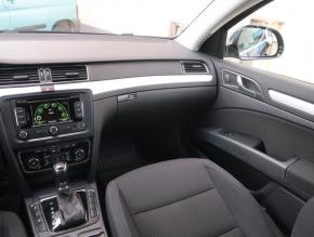 Škoda Superb  2.0 TDI Exclusive 