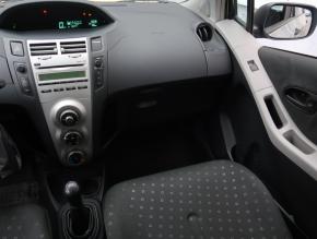 Toyota Yaris  1.0 VVT-i 