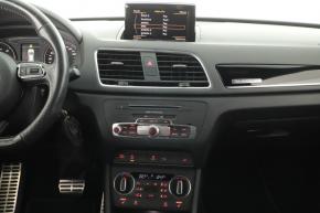 Audi Q3  2.0 TDI S-Line 