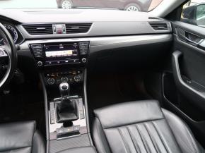 Škoda Superb  2.0 TDI Style 