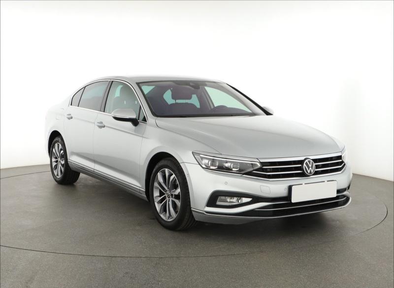 Volkswagen Passat  2.0 TDI Elegance