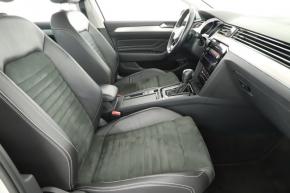 Volkswagen Passat  2.0 TDI Elegance 