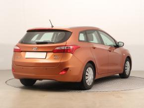 Hyundai i30  1.6 MPI 