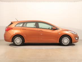 Hyundai i30  1.6 MPI 