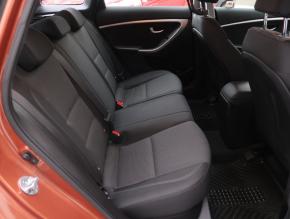 Hyundai i30  1.6 MPI 