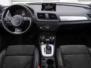 Audi Q3  2.0 TDI S line 