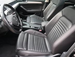 Volkswagen Passat  2.0 TDI Alltrack 