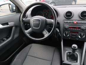 Audi A3  1.6 