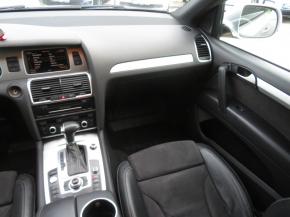 Audi Q7  3.0 TDI S-Line 