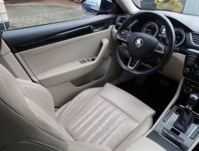 Škoda Superb  2.0 TDI Laurin&Klement 