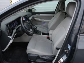 Volkswagen Golf  1.0 TSI 