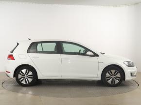 Volkswagen e-Golf  32 kWh, 37 Ah 