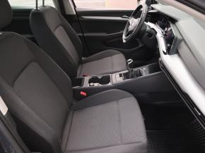 Volkswagen Golf  1.0 TSI 