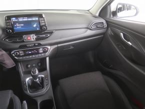 Hyundai i30  1.5 DPI 