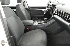 Volkswagen Touareg  3.0 TDI 