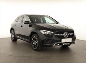 Mercedes-Benz GLA  GLA 200 