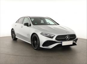 Mercedes-Benz A  A 220 4MATIC AMG Line 