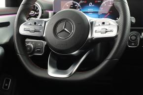 Mercedes-Benz CLA  250 AMG Paket 